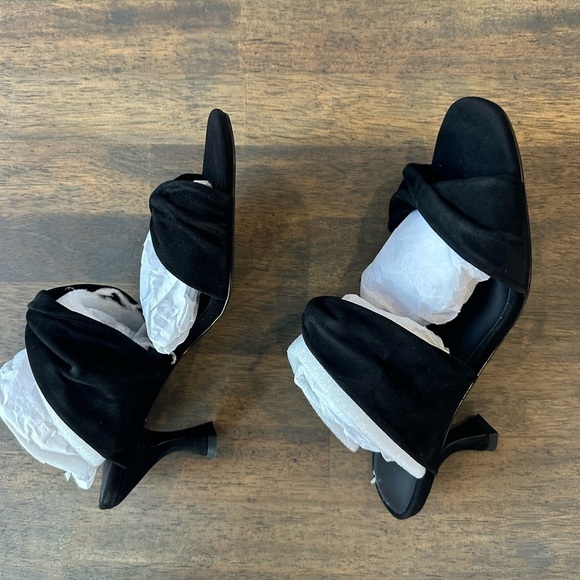 Vaneli Lotty Sandal - Picture 4 of 6